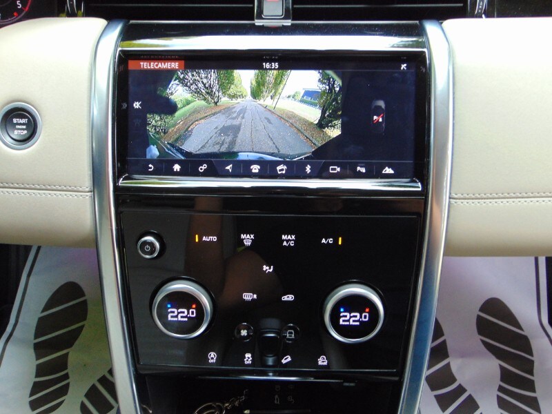 LAND ROVER Discovery Sport Discovery Sport 2.0D I4-L.Flw 150 CV AWD Auto SE